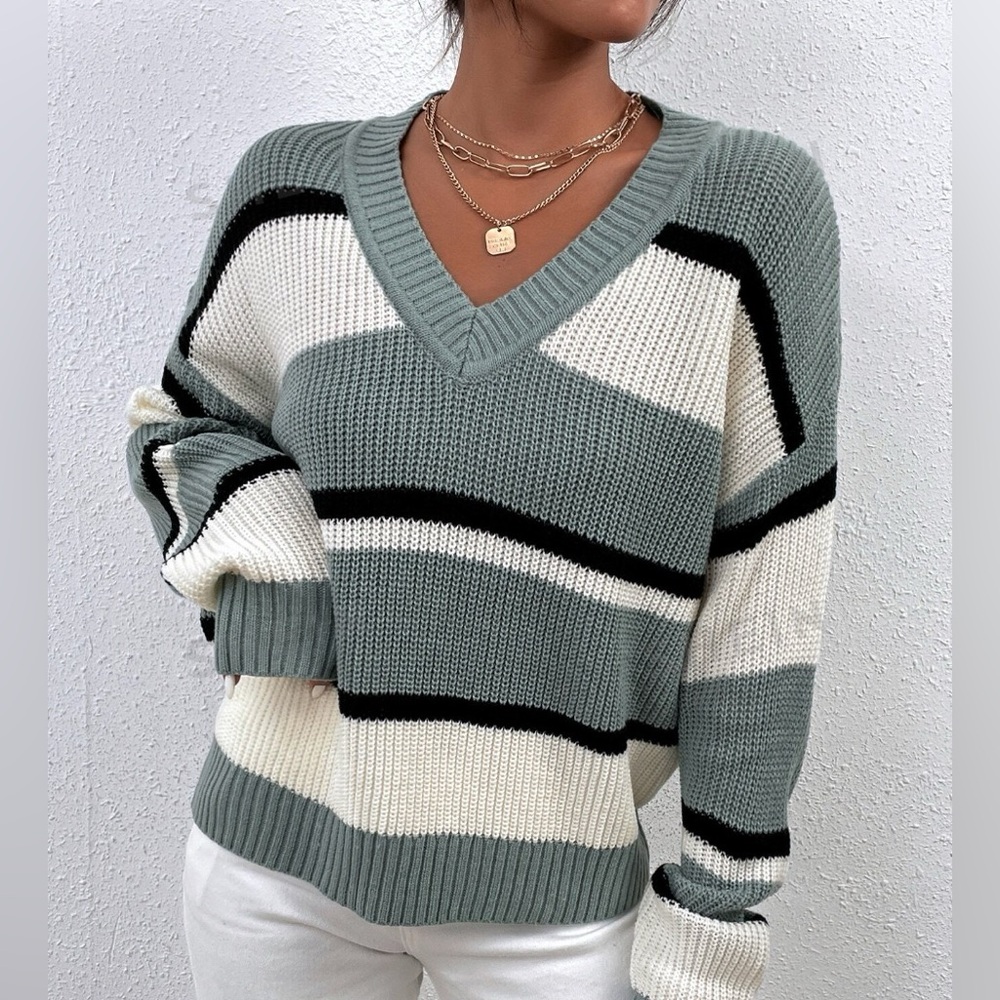 Cute Striped Pattern Colorblock Drop Shoulder Sweater